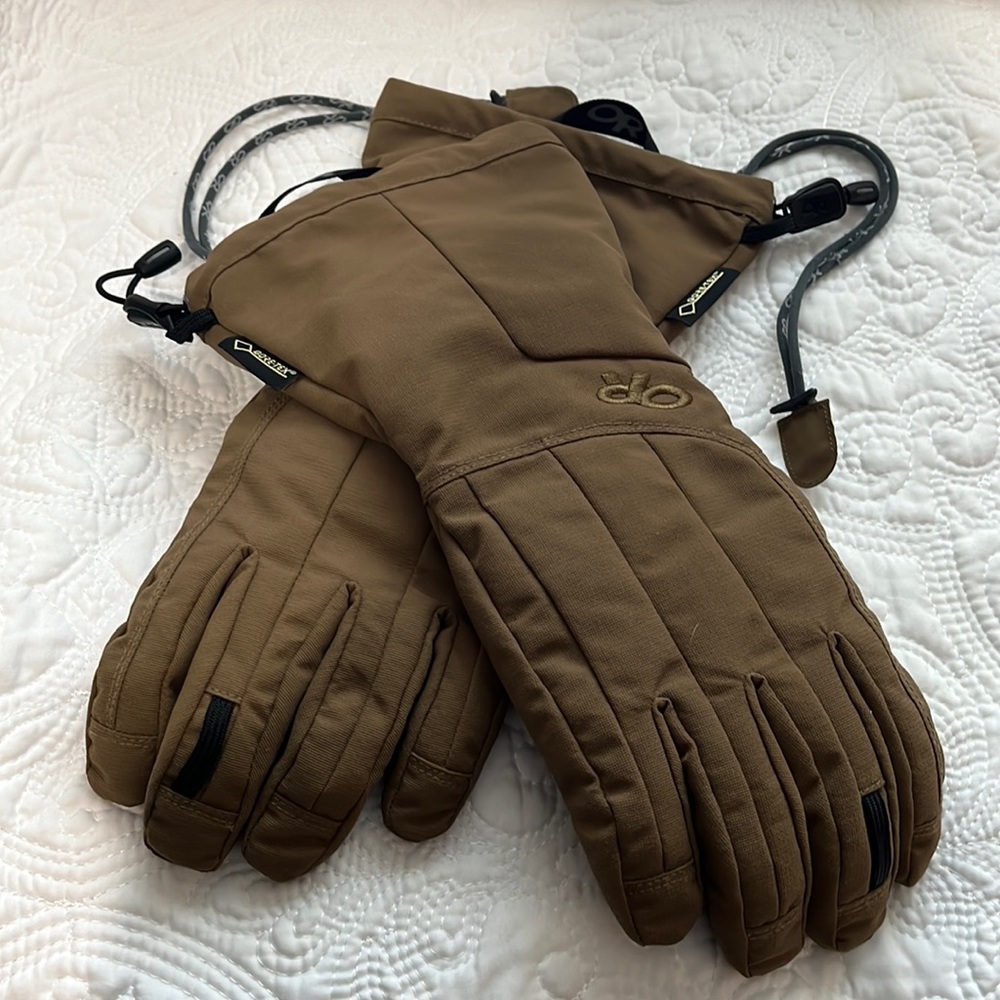 Outdoor research ski gloves.